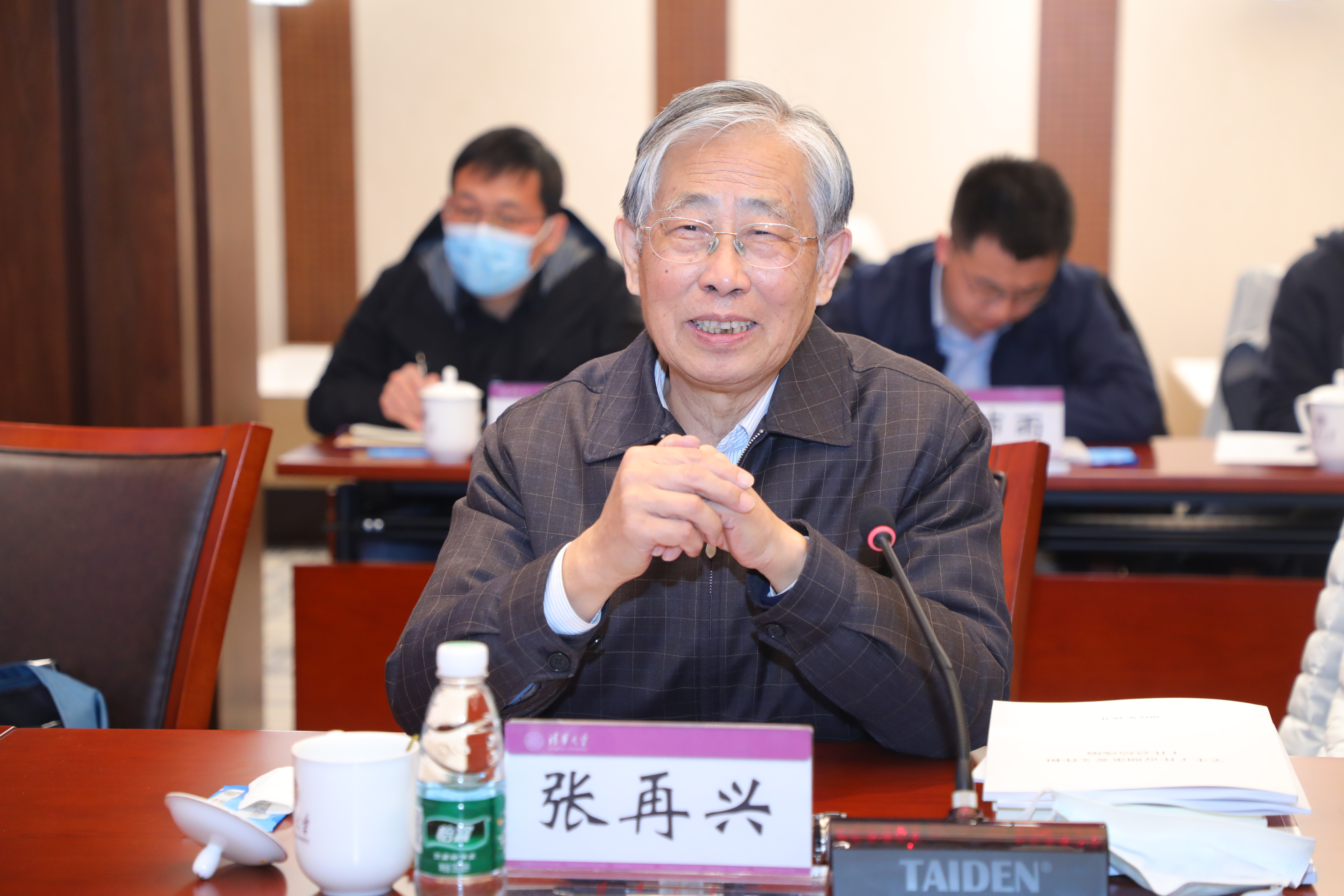 20221019-w88优德中文版官网召开落实学校第十五次党代会精神学生工作专题研讨会-郭宝顺-张再兴讲话.JPG