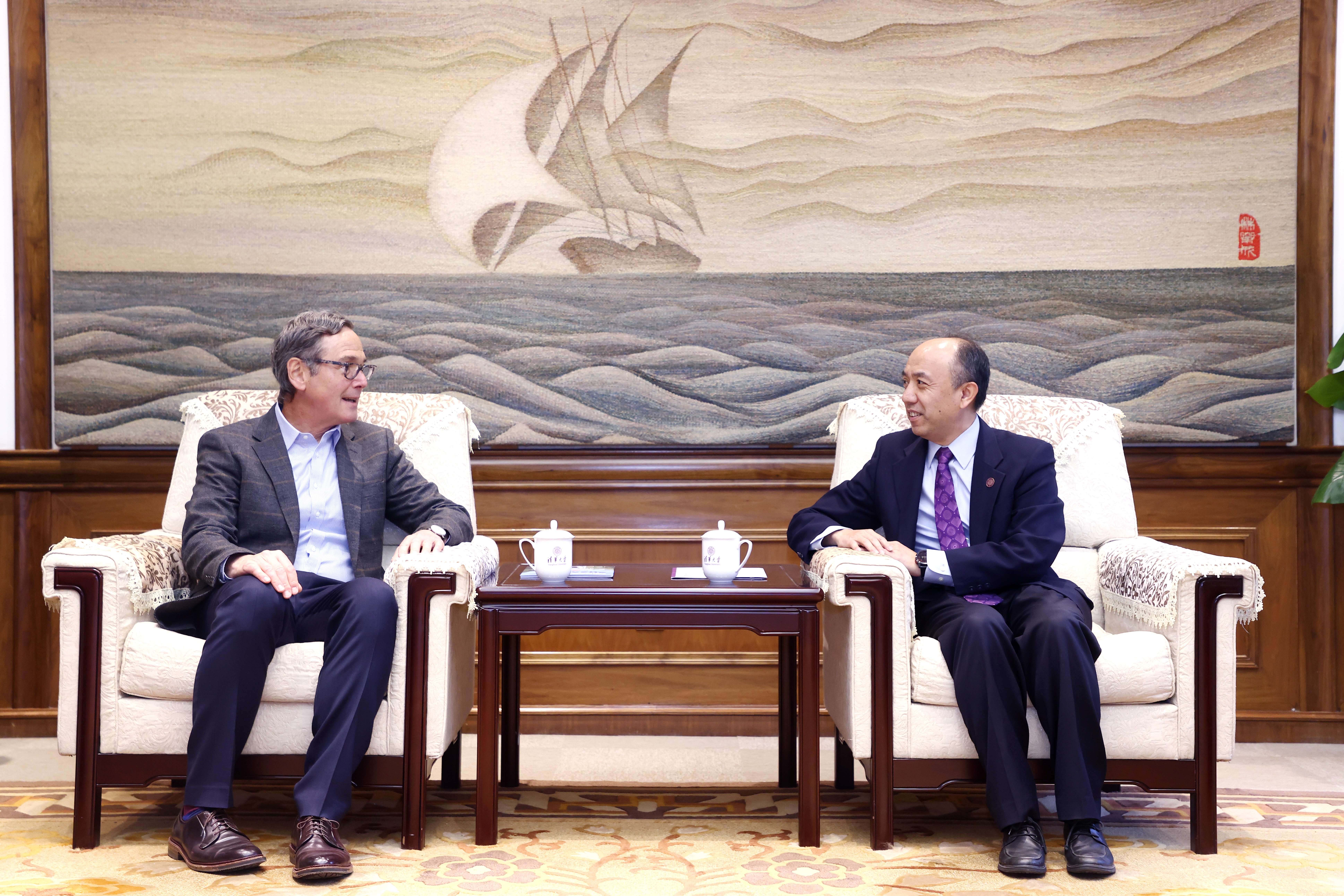 20241119-波士顿大学文理学院院长斯坦・斯克拉罗夫访问w88优德中文版官网-会见现场-无.jpg