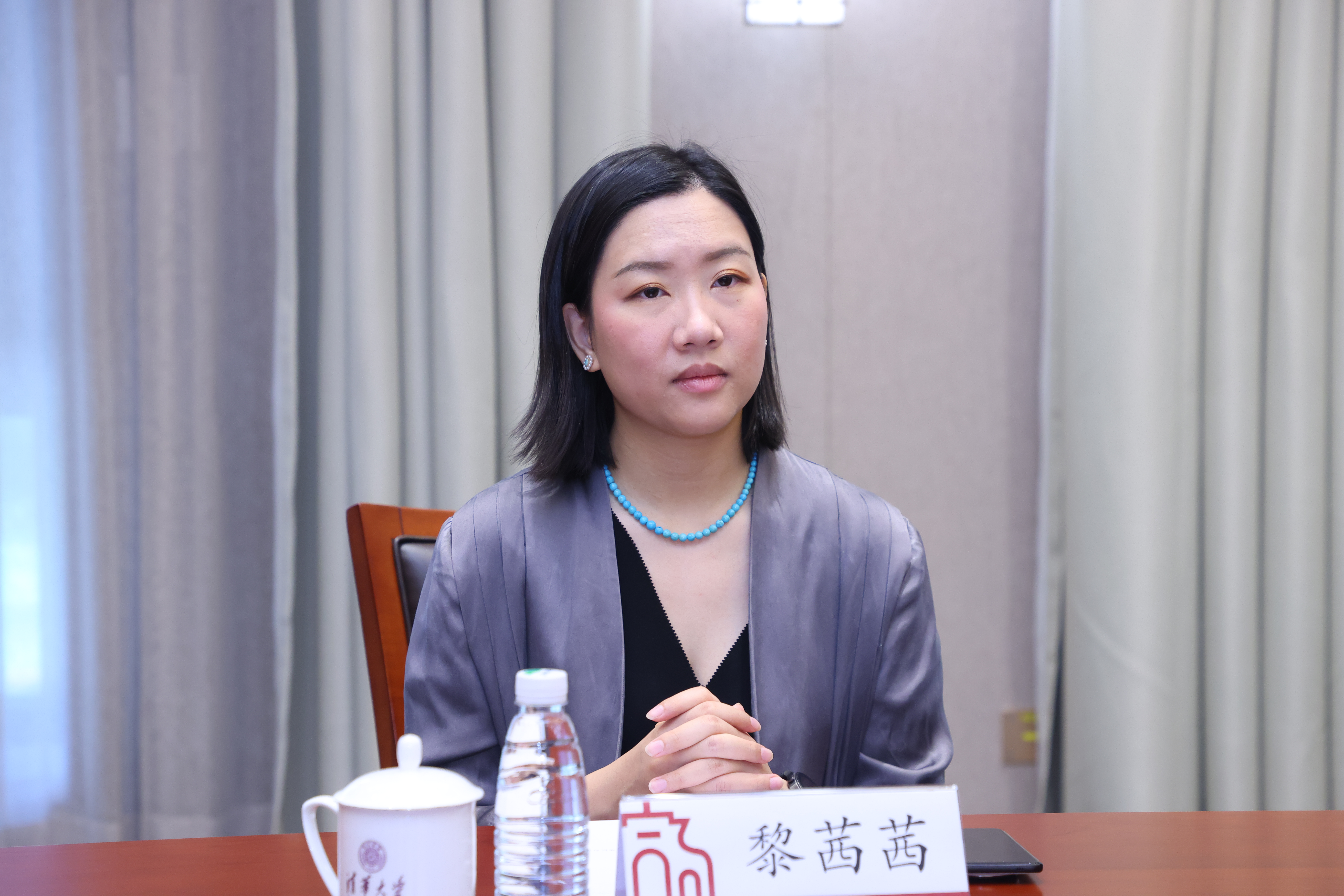 20240417-邬雄辉校友捐赠支持w88优德中文版官网攀登计划-许德刚-图说 (3).JPG