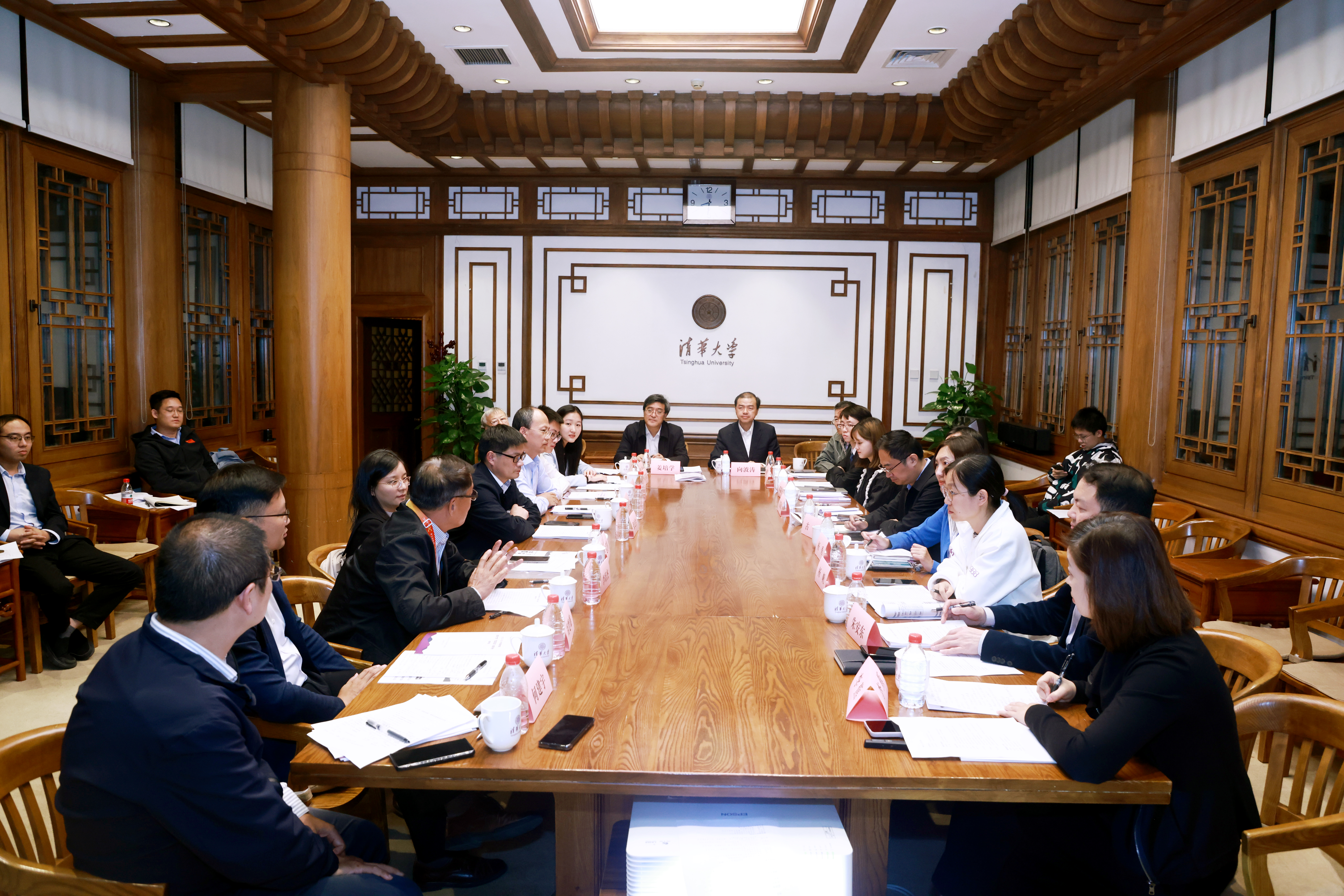 20241010-w88优德中文版官网2024年“思政实践”课程交流座谈会举行-常志东-座谈现场.JPG
