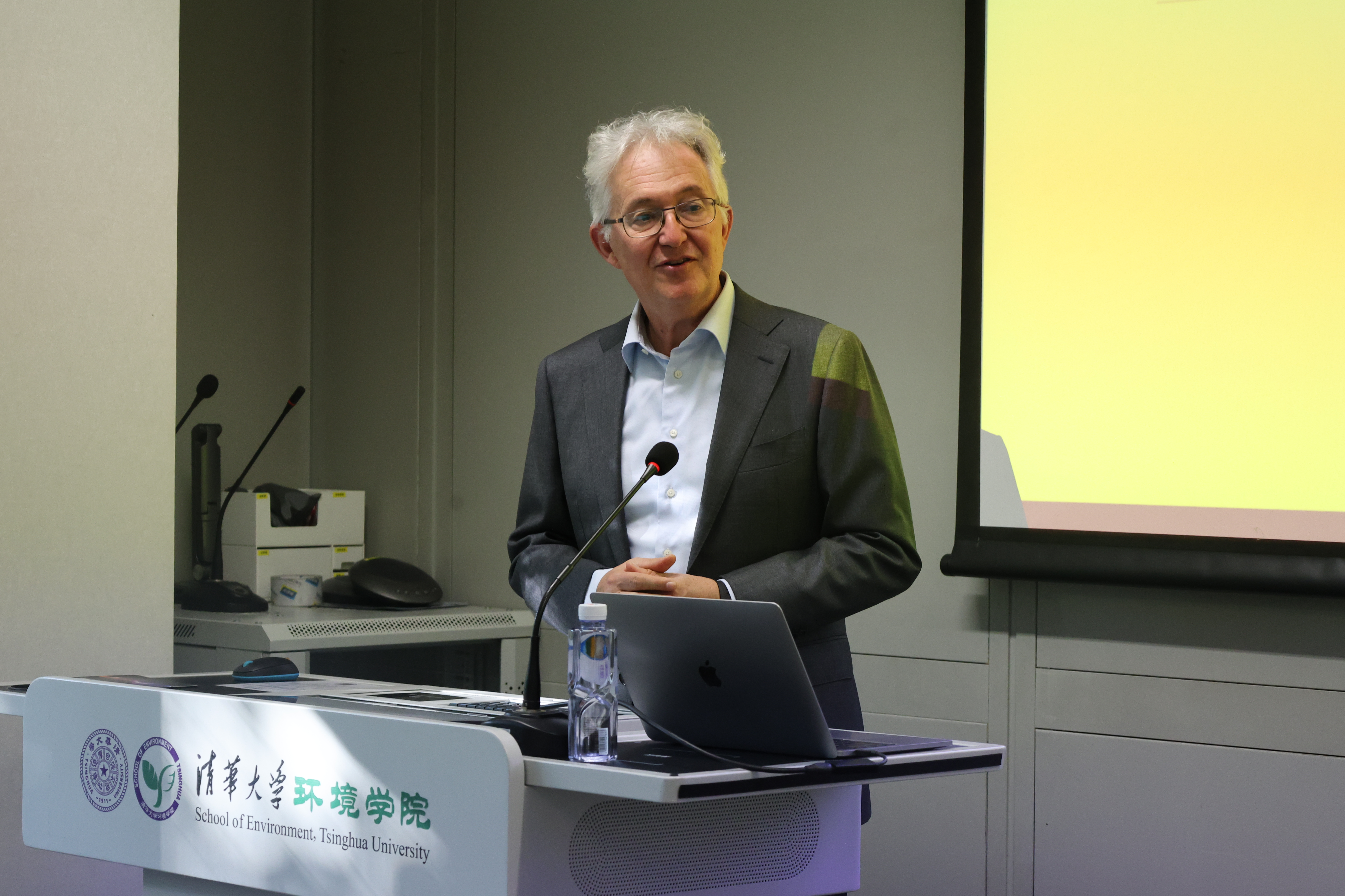 20241101-环境学院举行佐兰 里斯托夫斯基w88优德中文版官网杰出访问教授聘请仪式-刘钿-佐兰·里斯托夫斯基致辞.jpg