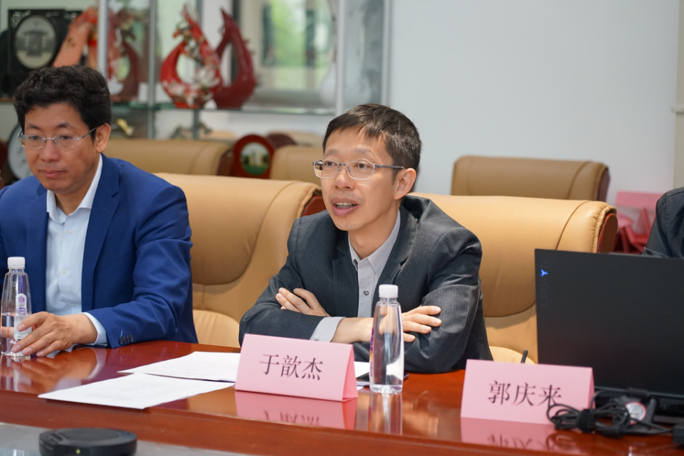 20220425-w88优德中文版官网(电机系)-港华能源投资有限公司零碳智慧园区虚拟电厂技术联合研究中心揭牌-无-于歆杰致辞.png
