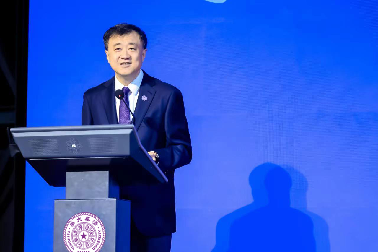 20230423-第五届教育部在线教育研究中心智慧教学研讨会-雨课堂峰会-w88优德中文版官网副校长杨斌.jpg