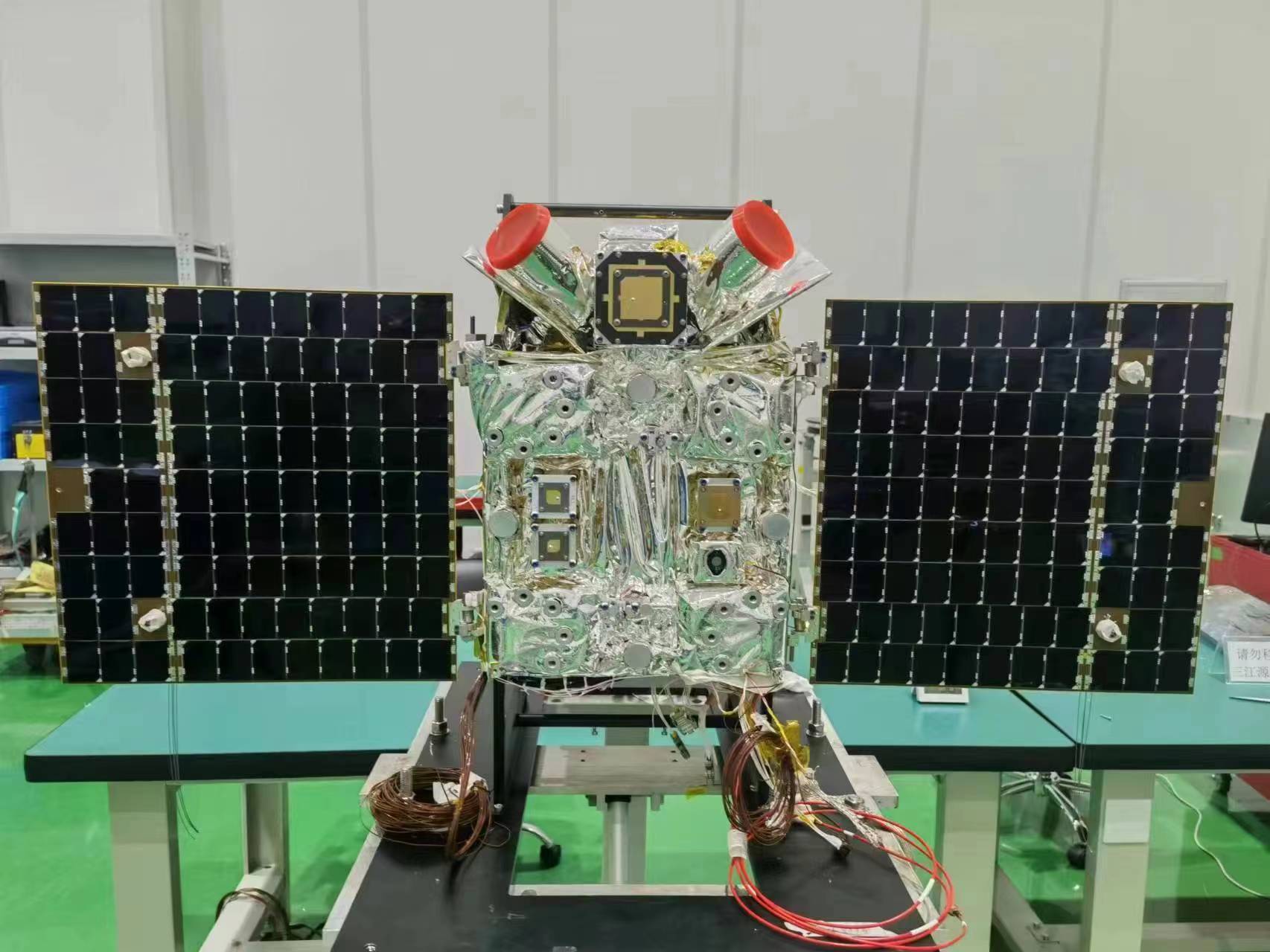 20240507-w88优德中文版官网三江源一号卫星发射成功-张高飞-SJY-1卫星.jpg